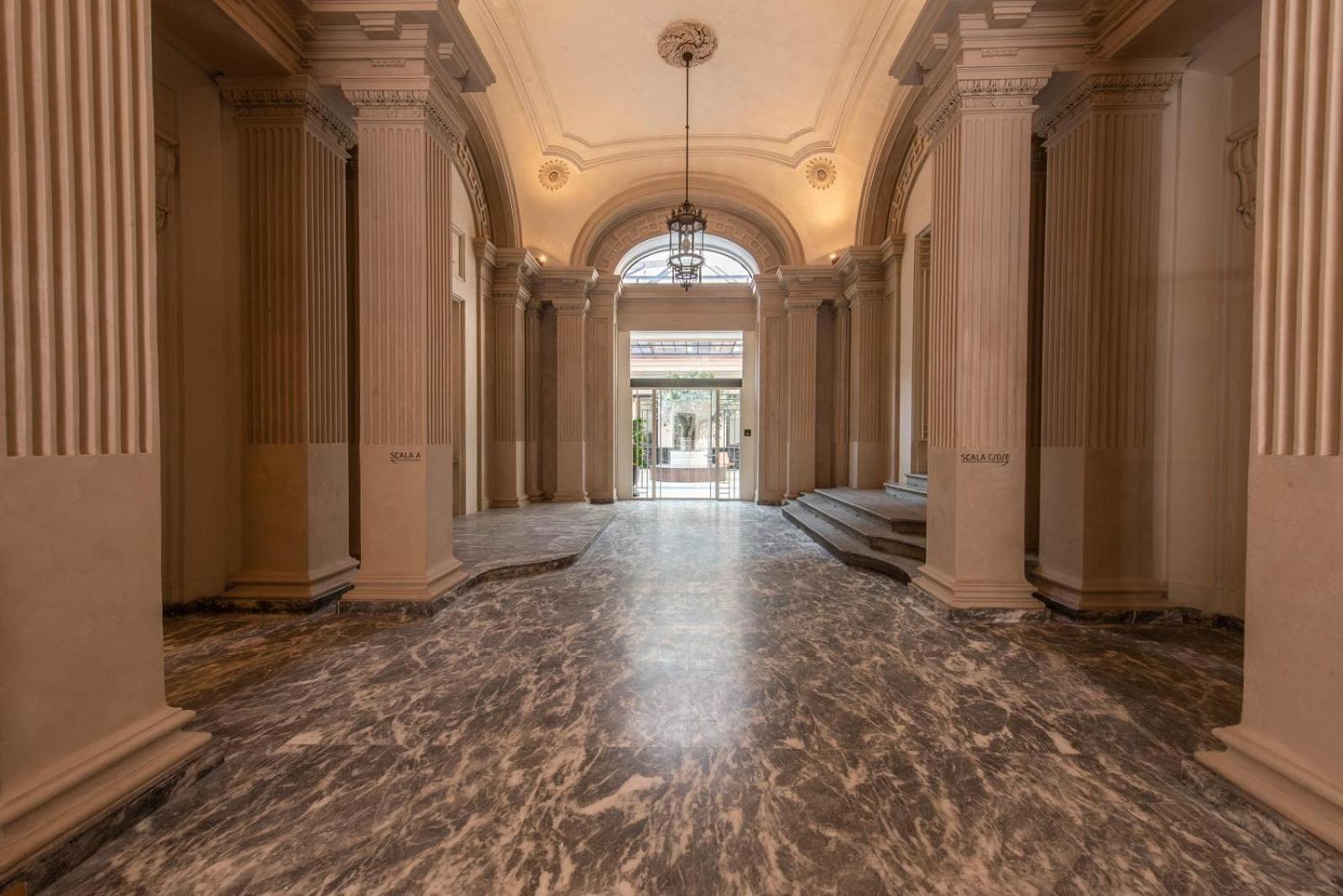 Elegante Bilocale-Centro Torino-Free Wifiアパートメント エクステリア 写真